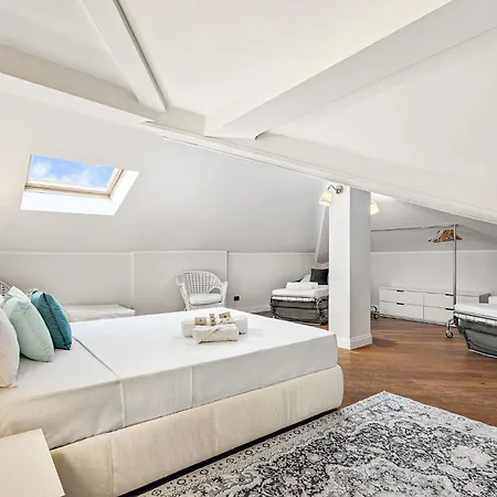 公寓 Attic In Center + Parking *